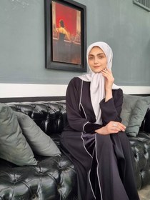 تصویر عبا لیانا C8hShXBIe7X