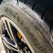 تصویر واکس براق کننده داشبورد و لاستیک خودرو ۲۰ لیتری 