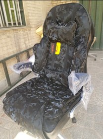 تصویر صندلی گیمینگ چریکی 