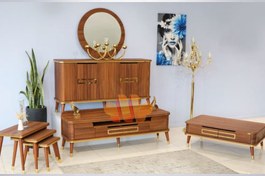 تصویر آینه و میز کنسول مانستر 