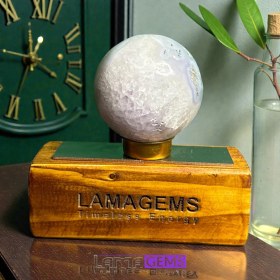 تصویر تندیس رومیزی حافظه‌ سپید 