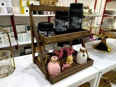 تصویر استند چوبی دو طبقه 