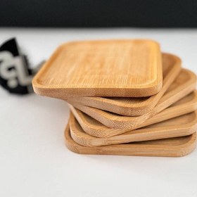 تصویر زیر لیوانی بامبو گرد و مربع 