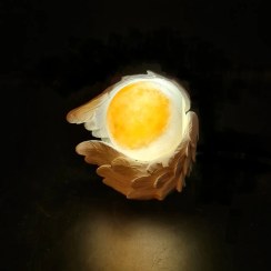 تصویر آباژور سنگ نمک گوی مدل پر با قطر ۶ 