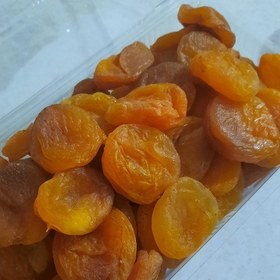 تصویر قیسی زردآلوی گوشتی تازه بدون هسته دودی با طعم ملس 1000گرمی 