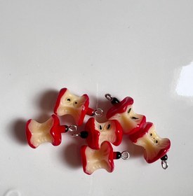 تصویر خرجکار اویز سیب 