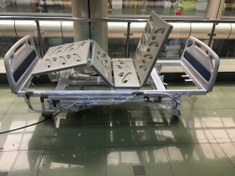 تصویر اجاره تخت بیمار بیمارستانی سه موتوره تنظیم ارتفاع 