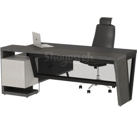 تصویر میز مدیریت وربانا 