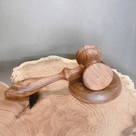 تصویر چکش عدالت وکیل 