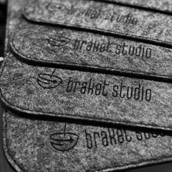 تصویر دسکپد سازمانی با لوگوی سازمان شما 