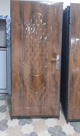 تصویر درب ملامینه با چهار چوب فرانسوی و قفل و لولا | کد 222 