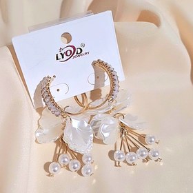 تصویر گوشواره گل صدفی 