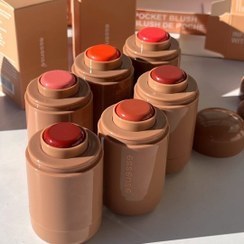 تصویر رژگونه استیکی طرح رود 