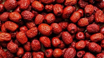 تصویر عناب دانه‌های درشت و یکدست مناسب مصرف خام و دمنوش - 500 گرمی 