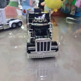 تصویر ماکت کله تریلی ماک آمریکایی موزیکال چراغدار 