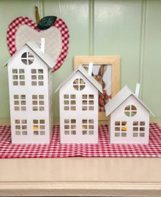 تصویر کلبه فلزی 