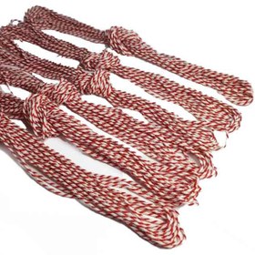 تصویر نخ بسته بندی رنگی نخ بسته بندی رنگی از جنس پنبه نخ بسته بندی بهترین گزینه برای تزیین بسته‌ بندی‌ های کرافت فروش به صورت بسته 10 متری تزئین خاص برای بسته‌بندی شما