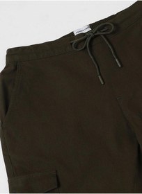 تصویر شلوار چینی مردانه با فیت تنگ و رنگ زیتونی تیره برند dennis lingo Men's Dark Olive Tapered fit Chino