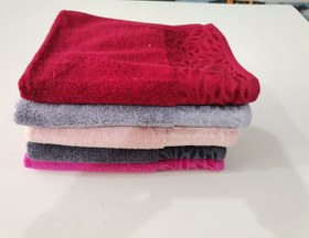 تصویر حوله دست بزرگ 