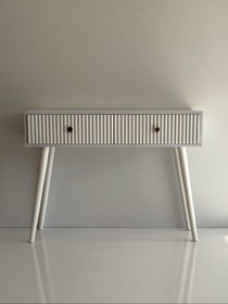 تصویر میز آرایش کد 00111 