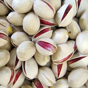 تصویر پسته خام 