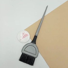 تصویر برس رنگ مو Hair Color Brush