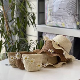 تصویر کلاه و کیف حصیری دخترانه طرح بابونه 