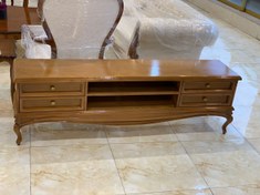 تصویر میز tv کویین 