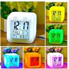 تصویر ساعت رومیزی دیجیتال مدل کالر چنج RGB 