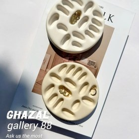 تصویر شیپ عکاسی‌ انگشتر 