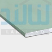 تصویر پانل گچی-FM12.5*1200*2500 پانل گچی FM 12.5×1200×2500 یک صفحه روکش‌دار گچی سبز رنگ است که برای دیوارهای جداکننده، سقف‌های کاذب و فضاهای مرطوب در سیستم‌های ساخت و ساز خشک طراحی شده. با ضخامت ۱۲.۵ میلی‌متر، ابعاد ۱۲۰۰×۲۵۰۰ میلی‌متر و وزن حدود ۹-۱۰ کیلوگرم بر مترمربع، این پانل سبک و مقاوم است و در پالت‌های ۵۰-۷۰ عددی عرضه می‌شود. این محصول با روکش سبز و مهر آبی کی پلاس، عایق صوتی، حرارتی و مقاوم در برابر آتش و رطوبت ارائه می‌دهد و برای پروژه‌های داخلی مرطوب و عمومی مناسب است.