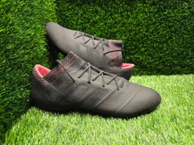 تصویر کتونی کفش استوک دار چمنی اورجینال آدیداس سایز۴۶ Football shoes