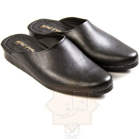 تصویر نعلین مشکی 