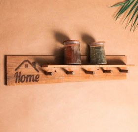 تصویر شلف چوبی طاقچه دار 