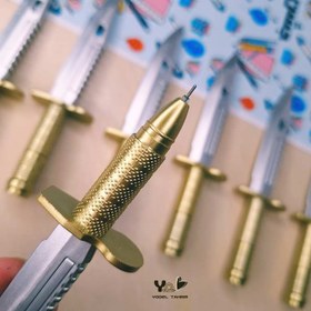 تصویر خودکار فانتزی طرح چاقو 