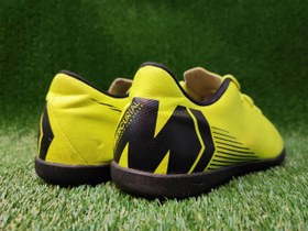 تصویر کفش کتونی فوتسال اورجینال نایک سایز 40 Futsal shoes