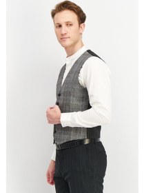 تصویر جلیقه مردانه مدل مایکل با طرح چهارخانه، خاکستری/مشکی برند selected Men Regular Fit Plaid Michael Vest, Grey