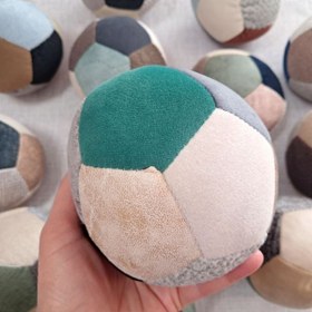 تصویر توپ آپارتمانی 