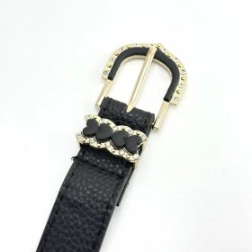 تصویر کمر چرم نگین دار 