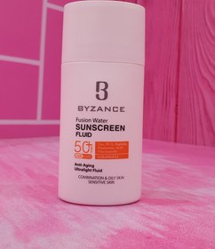 تصویر فلوئید ضد آفتاب فیوژن واتر SPF50 بیزانس مناسب پوست چرب و مختلط Byzance Fusion Water Sunscreen Fluid