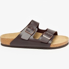 تصویر صندل مردانه با جزئیات قفل‌دار و راحتی پوشیدن برند le confort Men Buckle Detail Slip-On Sandals