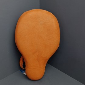 تصویر میت ساعد دار چرم 