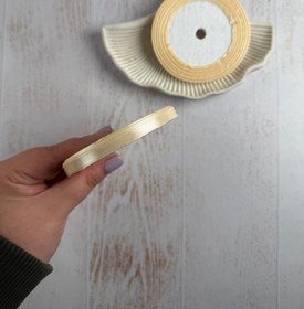 تصویر روبان کرمی 