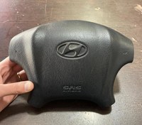 تصویر ایربگ فرمان هیوندای توسان ۲۰۰۹ Steering wheel airbag