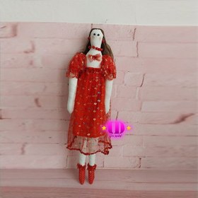 تصویر عروسک تیلدا قرمز 