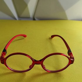 تصویر عینک مناسب کودکان آنتی بلو Children's anti-blue glasses