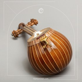 تصویر کمانچه عطا پله‌ای 