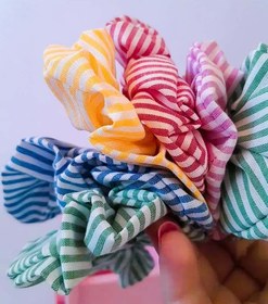 تصویر کش مو راهراه 