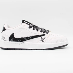 تصویر فروشگاه کفش سورین