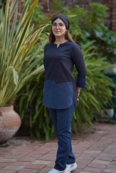 تصویر ست اسکراب پزشکی آستین سه ربع دو رنگ سرمه ای و آبی 